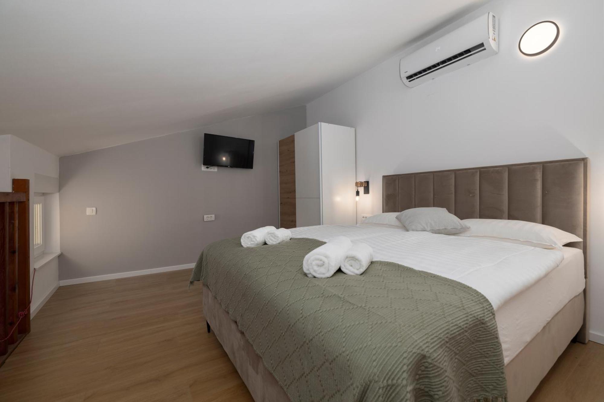Prestige Apartment *