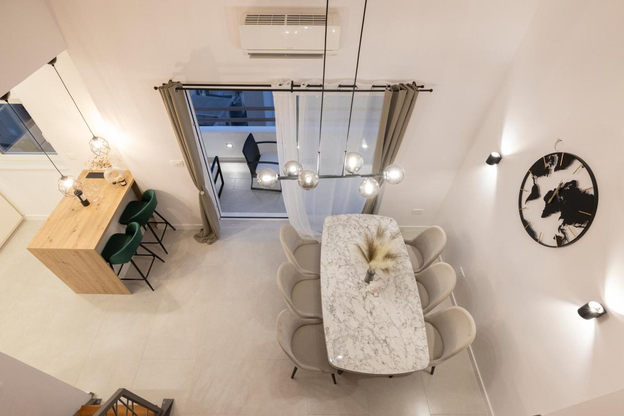 Prestige Apartment *